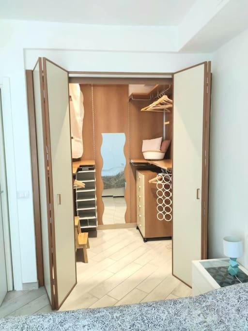 Ampio Bilocale In Zona Porta Vittoria / Corso Lodi Apartment Milan Exterior photo